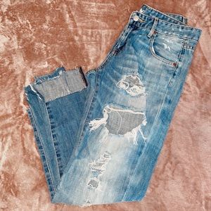 ✰ Ripped/Distressed Boyfriend Jeans ✰